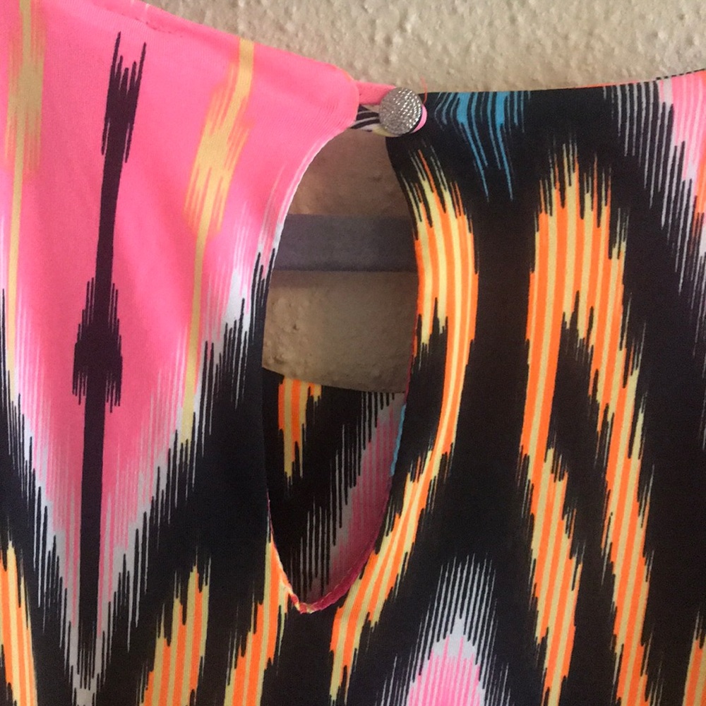 Pink Patterned Party Dress - image 4